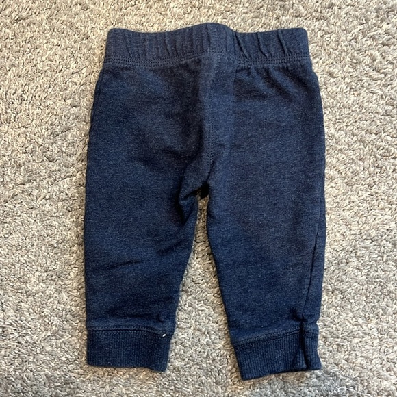 Carter’s | EUC Pull On Sweatapants for Baby Boys - Picture 4 of 4
